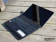 L'Acer Aspire 5253-E352G32Mnkk è un portatile sorprendentemente insensibile.