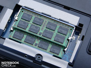 e la RAM DDR3 (due stecche) che possono essere rimossi. Il nostro modello ha 2x4GB installati!