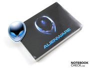 Manuale utente, adesivi Alien ed adattatore SPDIF (connettore audio ottico)