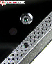 La webcam offre una risoluzione fino a 1.2 megapixels (1280 x 960 pixels).