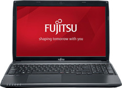 In review: Fujitsu LifeBook A514. Test model courtesy of Cyberport.