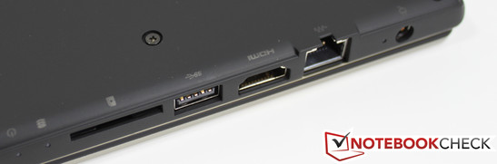 Sinistra (dal lato inferiore): SD/MMC, USB 3.0, HDMI, RJ-45, alimentazione