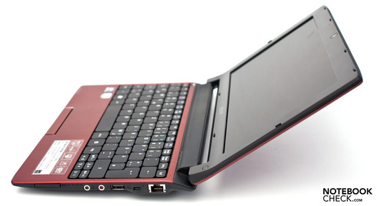 Netbook chic da 10 pollici di Acer senza un incremento di prestazioni ma con buone caratteristiche.