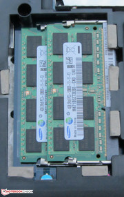 Il 355E7C ha due banchi di memoria.