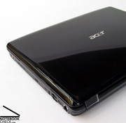L'Acer Aspire 5930G appare elegante grazie alla copertura molto lucida.