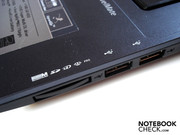 Un card reader 5-in-1 e due porte USB 2.0 riempiono il lato destro.