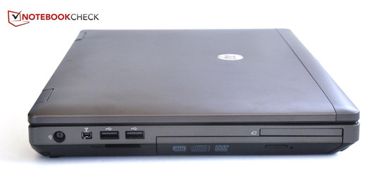 Sinistra: ingresso alimentatore, FireWire 400, 2 porte USB 2.0, lettore di schede, masterizzatore DVD, ExpressCard 54