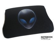 La tipica testa Alien anche sul mouse pad