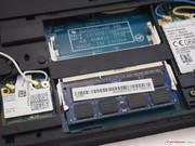 Si trova un altro slot a fianco della RAM presente da 4 GB