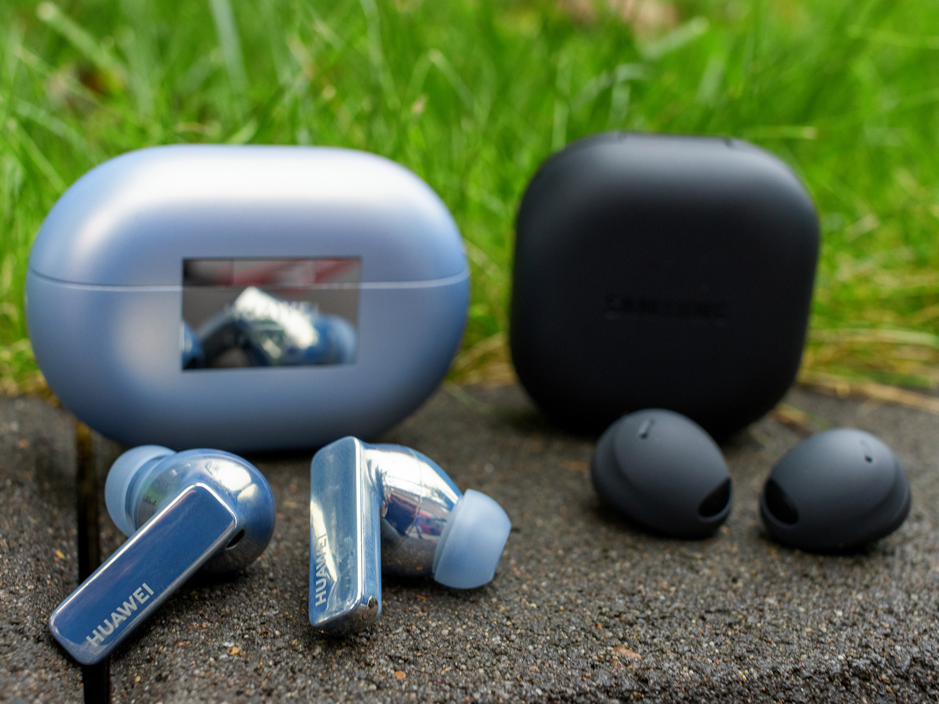 Cover In Silicone Per Huawei FreeBuds 5i – Traspiranti E Confortevoli, 6 Pezzi (S/M/L) In Nero E Bianco Nuvola