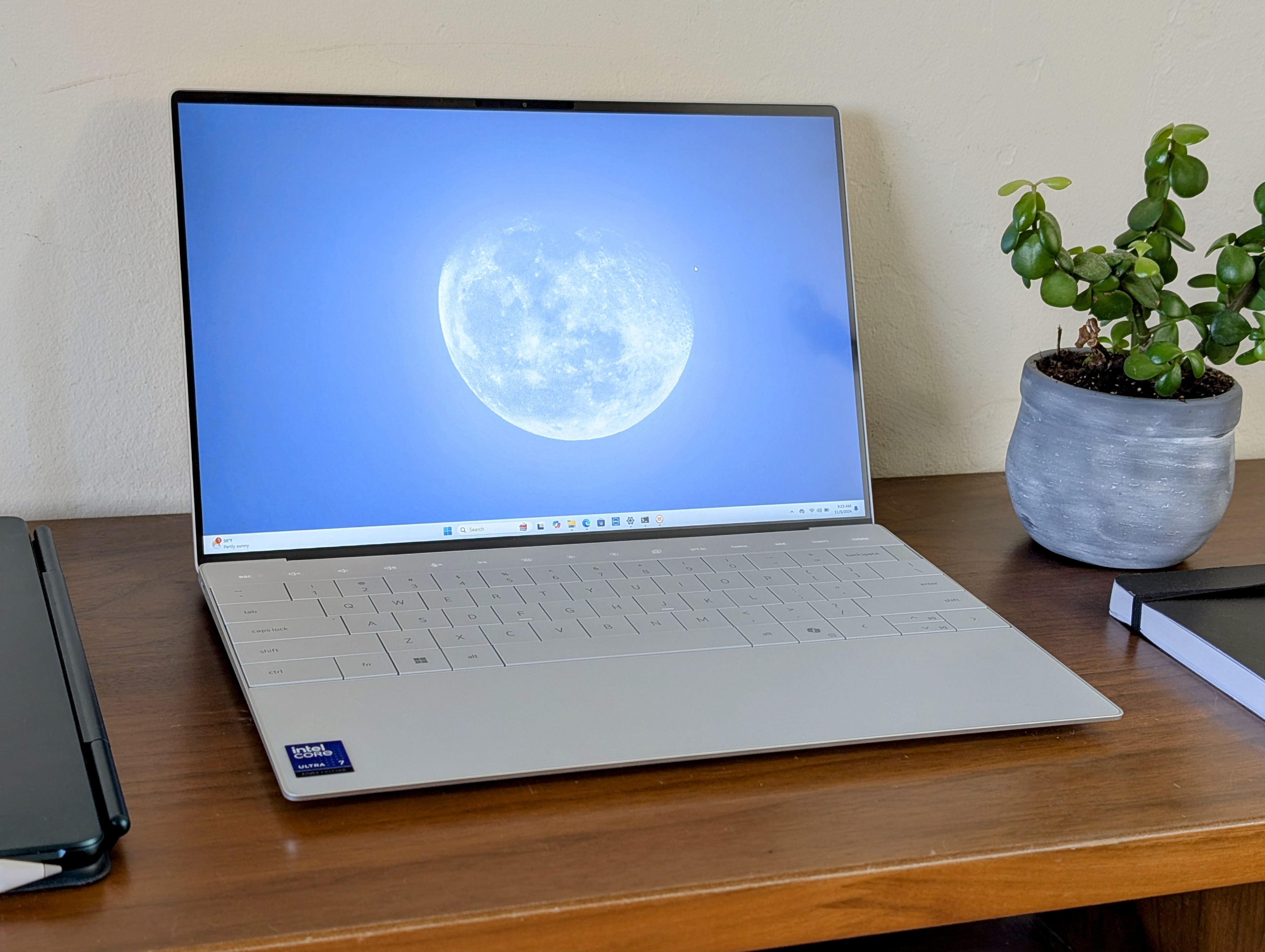 Recensione del portatile Dell XPS 13 9350: Intel Lunar Lake è