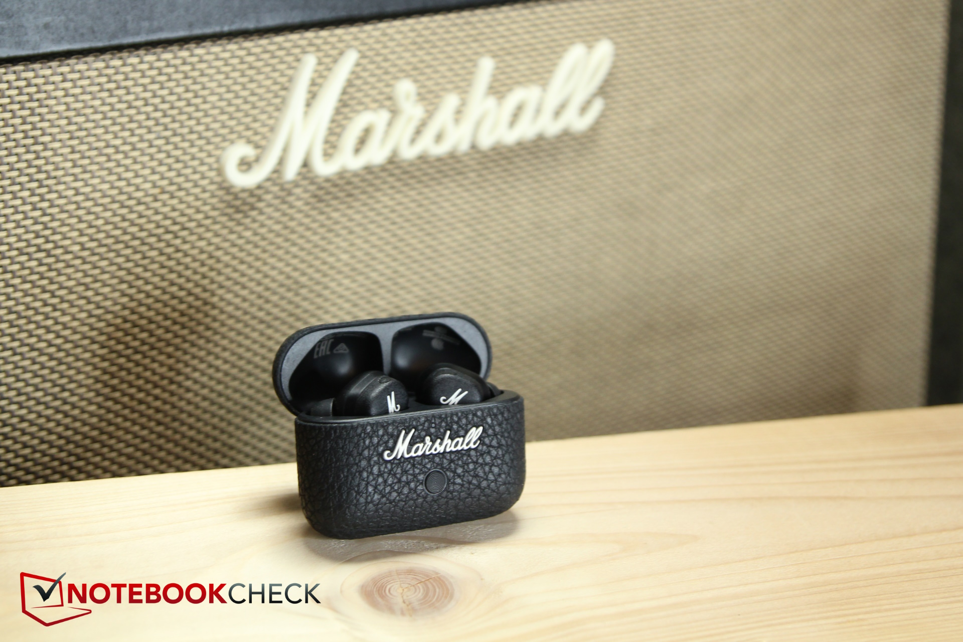 Marshall MOTIF Ⅱ A.N.C Motif II A.N.C. Black - Noise cancelling earbuds | Marshall.com