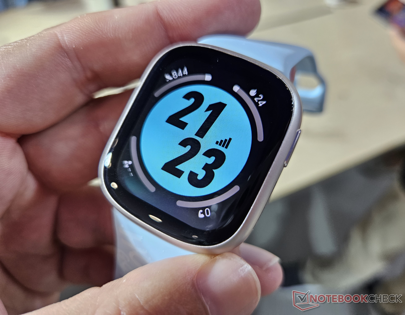 L'Honor Watch 4 si presenta come nuovo smartwatch con ampio