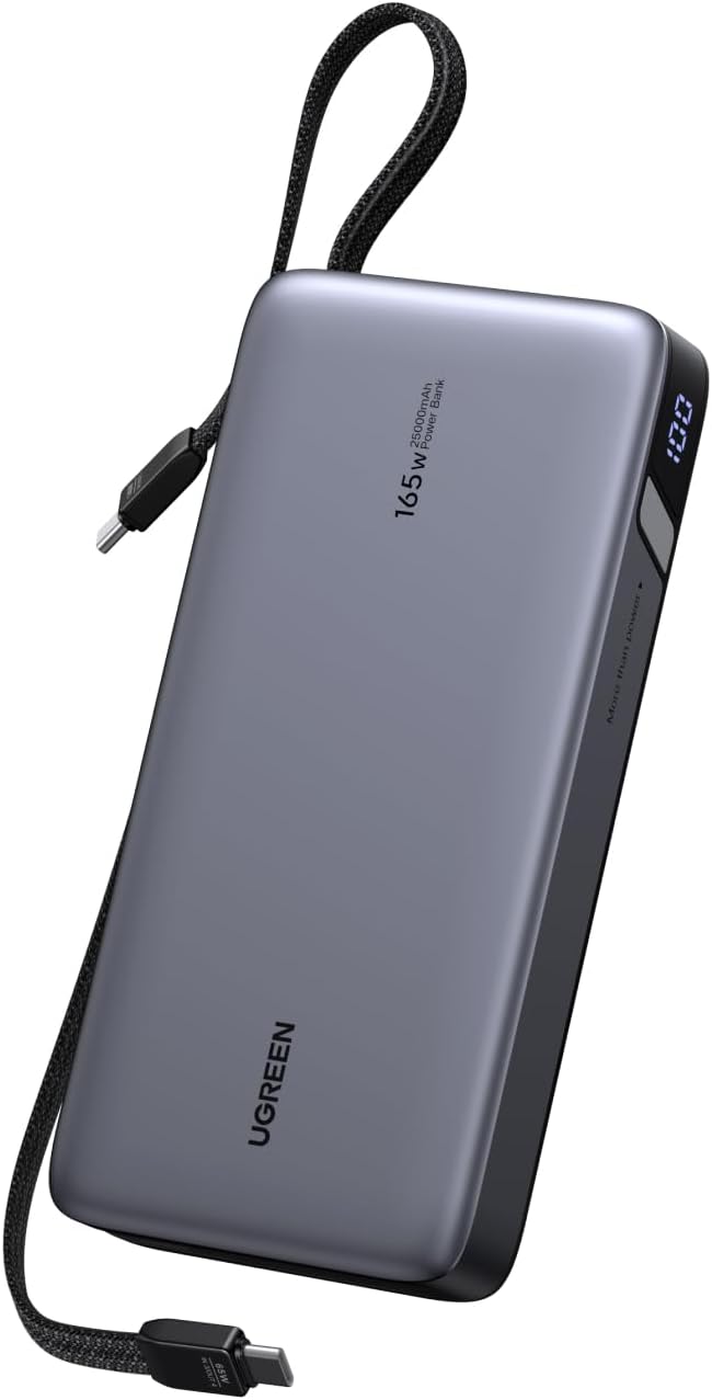Il Nexode Power Bank di Ugreen (140W + 65W, 2 cavi USB-C integrati). (Fonte: Ugreen)
