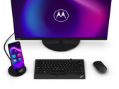 Il Motorola Moto G100 può essere facilmente collegato a un monitor per poi offrire una speciale modalità desktop.