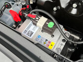 Tesla utilizza uno dei grandi vantaggi della batteria LFP per rimediare alle unità 12V morte sulla nuova Model 3 del 2022