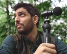 Il microfono wireless Shure MoveMic 88 Plus aiuta i creatori a registrare un audio più pulito su smartphone, fotocamere e computer portatili. (Fonte: Shure)