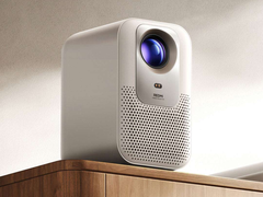 Il Redmi Projector 4 di Xiaomi (nella foto) è stato lanciato in Cina. (Fonte: Xiaomi)
