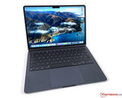 Il MacBook Air 2022 con il chip Apple M2 ha un nuovo design. (Fonte: Notebookcheck)