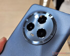 Il Magic5 combina un SoC di punta con fotocamere peggiori rispetto al Magic5 Pro. (Fonte: NotebookCheck)