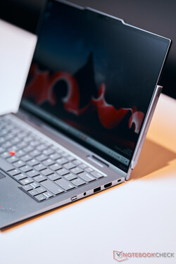 ThinkPad X1 2-in-1: penna magnetica più grande