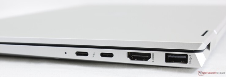 A destra: 2x USB-C con Thunderbolt 3 + DisplayPort + Power Delivery, HDMI 1.4b, USB-A 3.1 Gen. 1