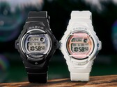 Il Casio Baby-G BG-169GD-1 e il BG-169GD-7 (da sinistra a destra)