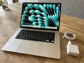 Recensione dell'Apple MacBook Air 15 2023 M2: Il MacBook di tutti i giorni ora in versione 15 pollici