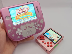 L&#039;iPhone 4S moddato (a sinistra) e un Pixel 2 GKD (a destra). (Fonte immagine: u/Retr0ddicted via r/SBCGaming)