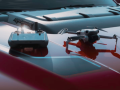 Gli accessori del DJI Mini 5 Pro rispecchieranno probabilmente l'ecosistema del Mini 4 Pro (nella foto). (Fonte immagine: Othman Alghanmi su Unsplash)