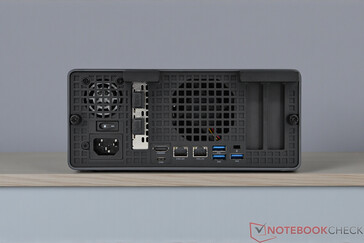 Minisforum MS-02 Ultra - Connessioni sul pannello posteriore