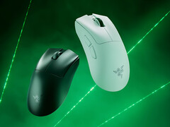 Il mouse da gioco Razer DeathAdder V4 Pro viene mostrato nei colori nero e bianco (Fonte: Razer)