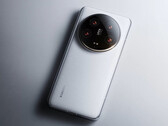 Non è chiaro a cosa serva il vociferato chip "Small Surge" all'interno dello Xiaomi 15 Ultra (Fonte: Xiaomi)