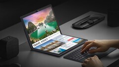 Lo ZenBook 17 Fold è dotato di una pellicola di plastica di copertura del display (immagine: ASUS)