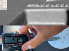 Misurazione della profondità di 4 mm sullo Scanbench in MeshMixer (in alto) vs misurazione con calibro (in basso)