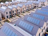 Nuove costruzioni con installazione solare sul tetto nel Regno Unito (Fonte: SNRG)