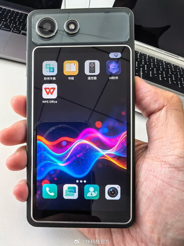 Il display secondario del telefono
