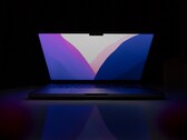 Il prossimo MacBook Pro 14 potrebbe assomigliare alle sue controparti da 14 e 16 pollici. (Fonte: Duy Thanh Nguyen)