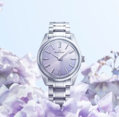 Il Grand Seiko SBGW323 presenta un quadrante con un morbido e bellissimo motivo viola del Monte Iwate, ispirato al fiore kiri (fonte: Grand Seiko)