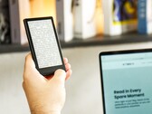 Xteink sta lanciando nuovamente sul mercato l'e-reader compatto X4.