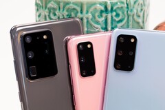 Solo l'Ultra avrà uno schermo curvo l'anno prossimo, del trio S21 di Samsung. (Fonte dell'immagine: CNET)
