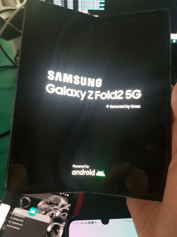 Galaxy Z Fold 2 5G (Image Source: GSMArena)