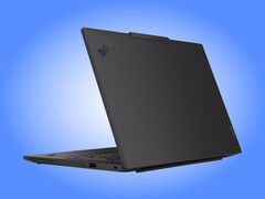 L'ultimo ThinkPad X13 di Lenovo misura 299 x 207 x 9,85~13,35 mm.