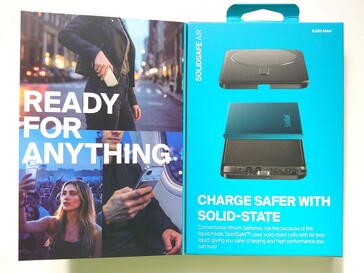 All'interno dell'aletta anteriore.