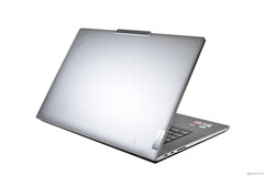 Lenovo ThinkPad Z16: l&#039;aggiornamento del firmware dovrebbe risolvere il problema del riavvio