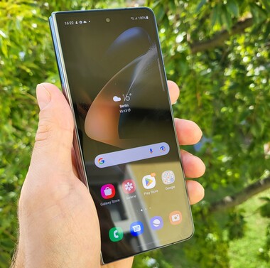 Recensione dello smartphone Samsung Galaxy Z Fold4