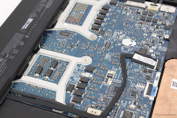I processori si trovano dall'altra parte della scheda madre, come nell'MSI GS75