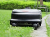 Oasa R1 è un rasaerba robotico insolito.