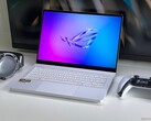 Asus ROG Zephyrus G14 2025. (Fonte: Andreas Osthoff/Notebookcheck)