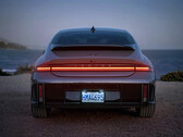 La Ioniq 6 è più economica di una Model 3 RWD, ma con un'autonomia leggermente inferiore (immagine: Hyundai)